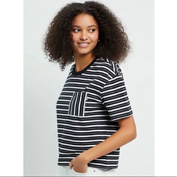 NWT Vans striped t size M - Picture 1 of 8